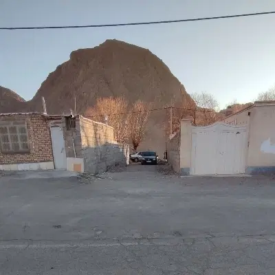 زمین 5قصب دهبالا دو کله لب جو آب و جاده