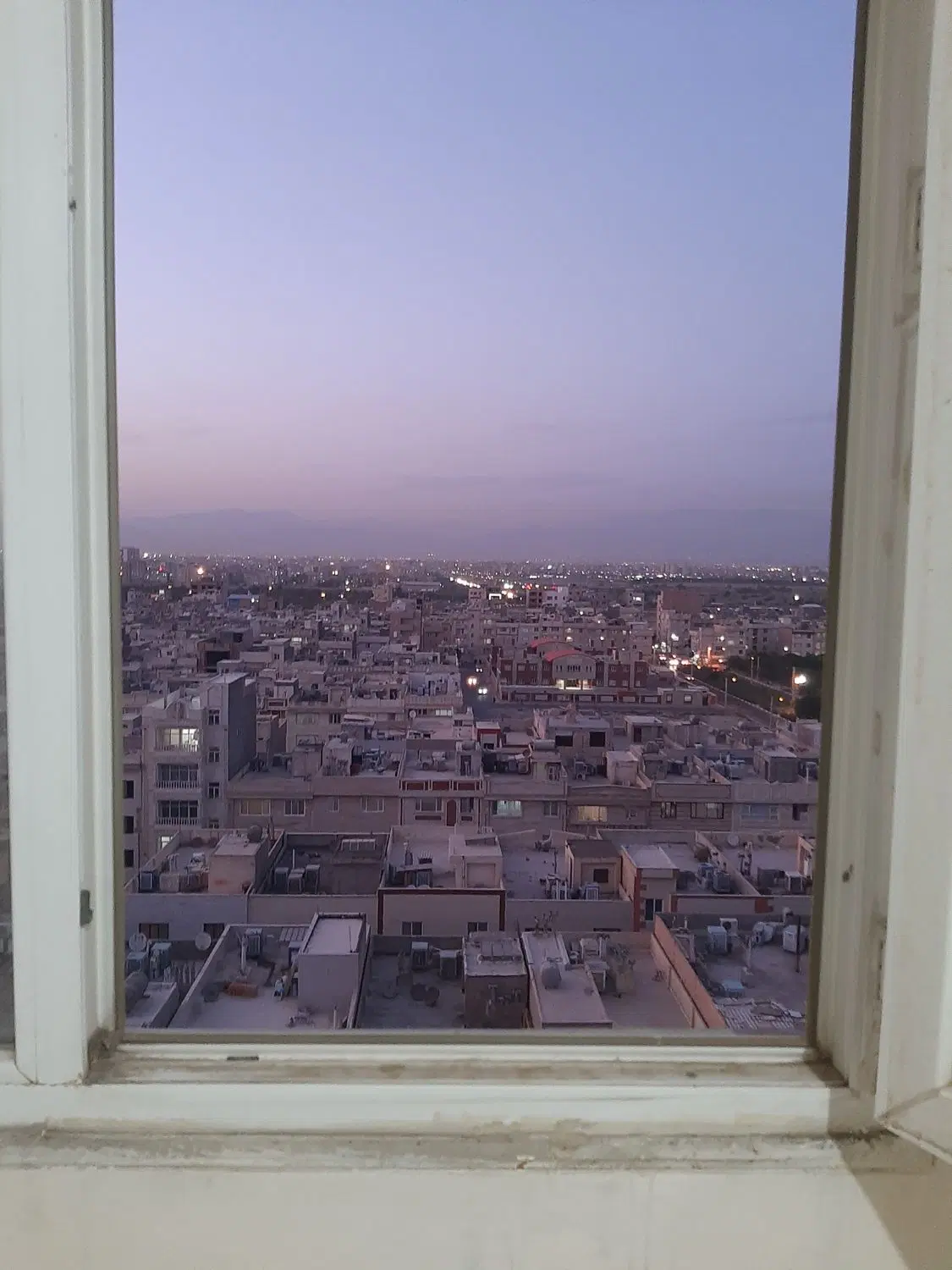 استراتوس ۶۴ متری
