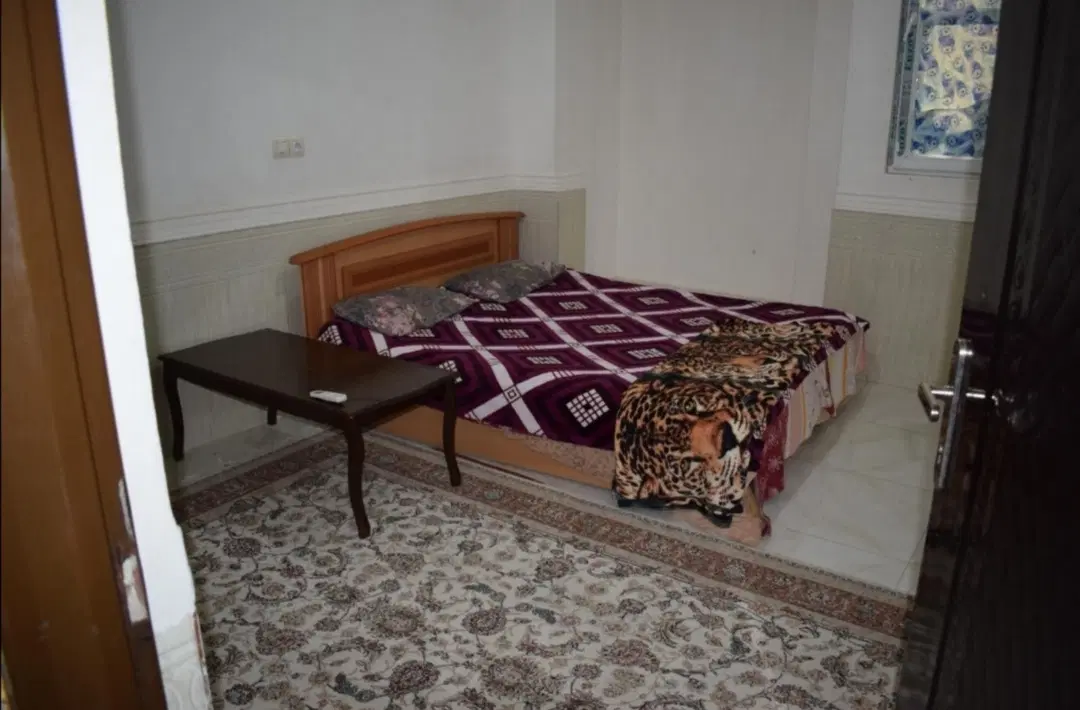 همخونه هم اتاقی