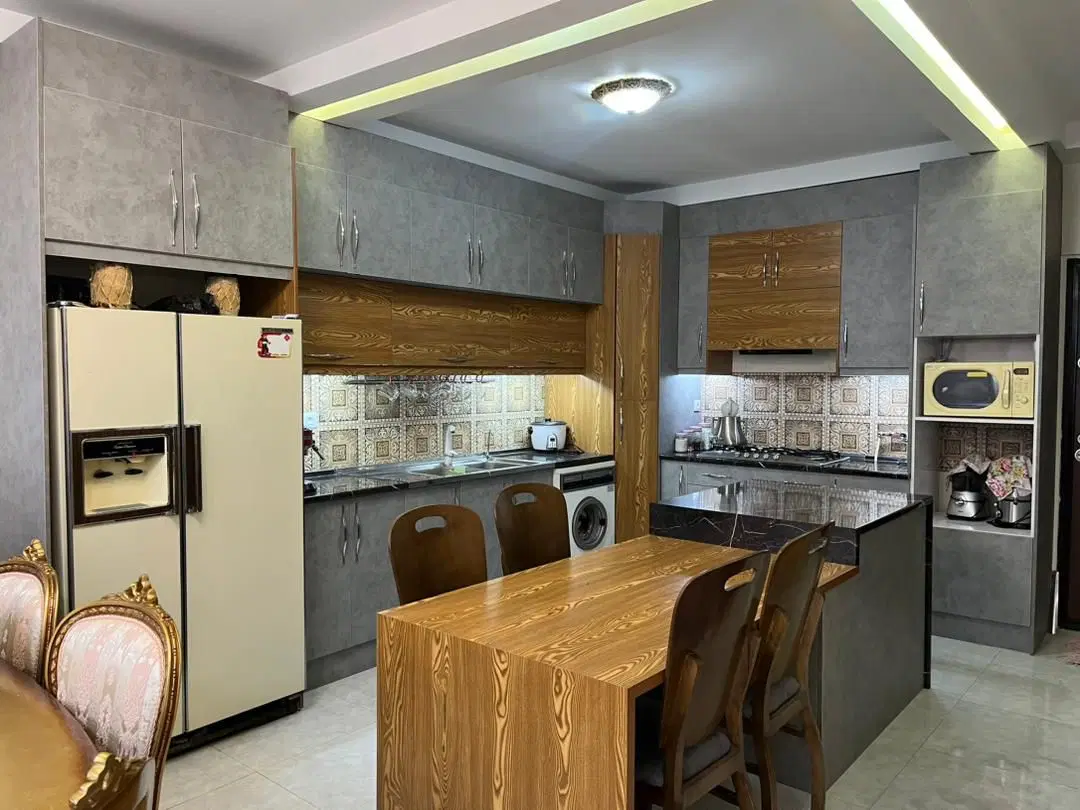 ۱۰۰متر_پارکینگ اختصاصی_تاپ لوکیشن