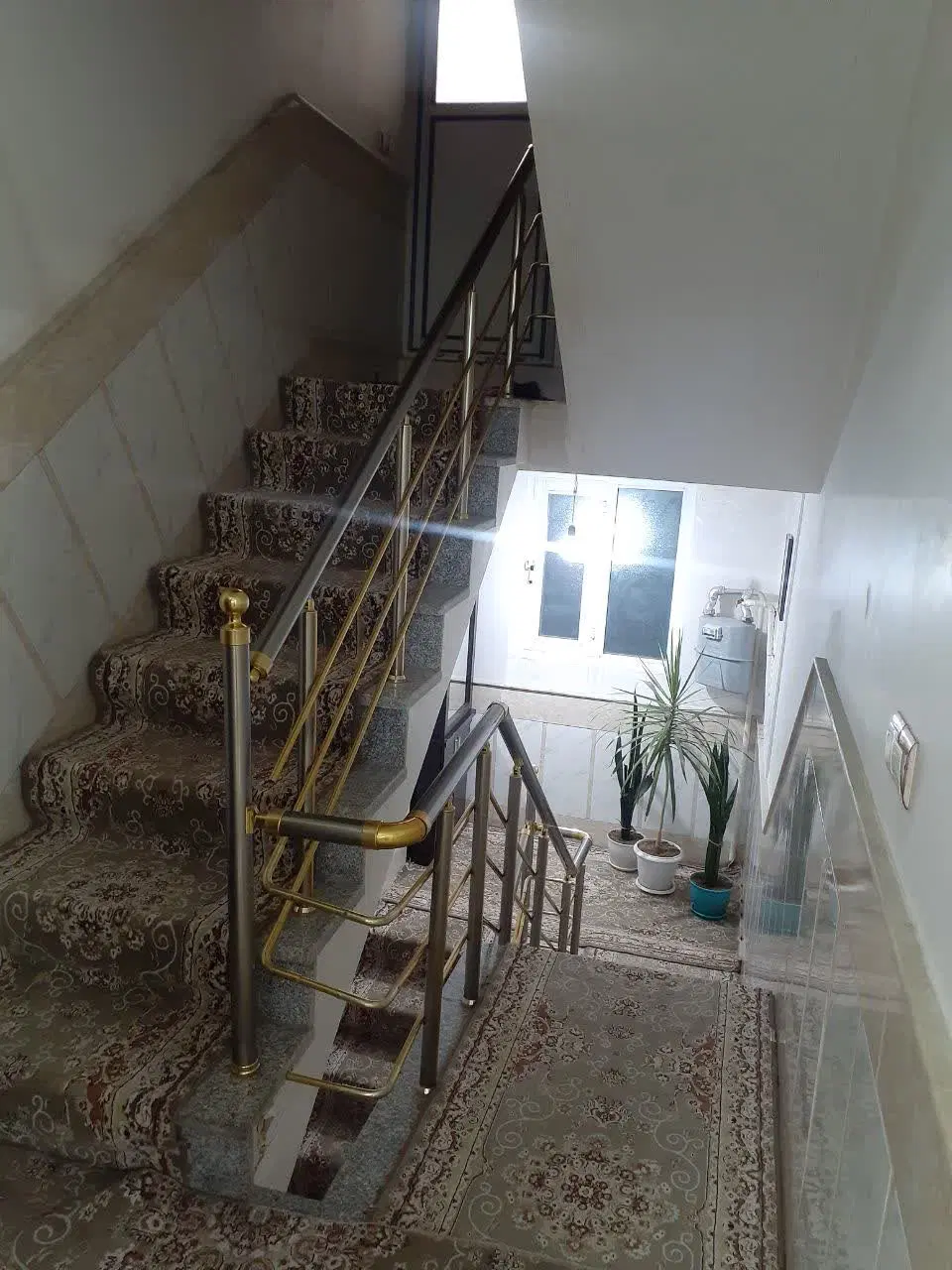 خانه و مغازه