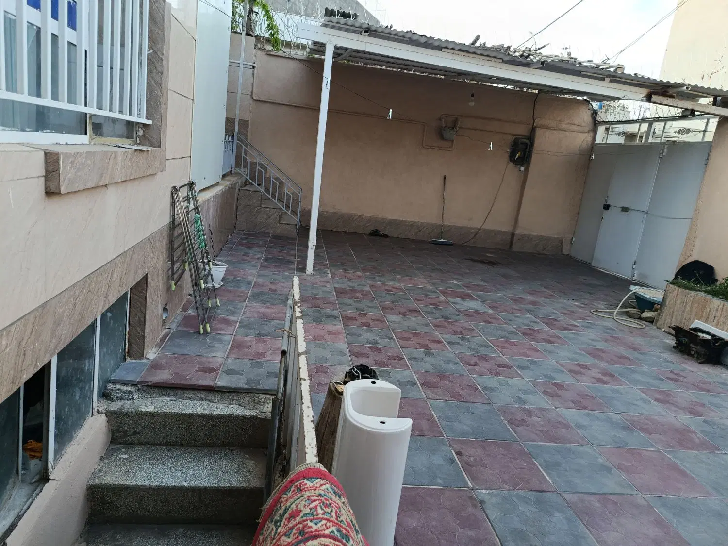 منزل ویلایی خ رازی شقایق