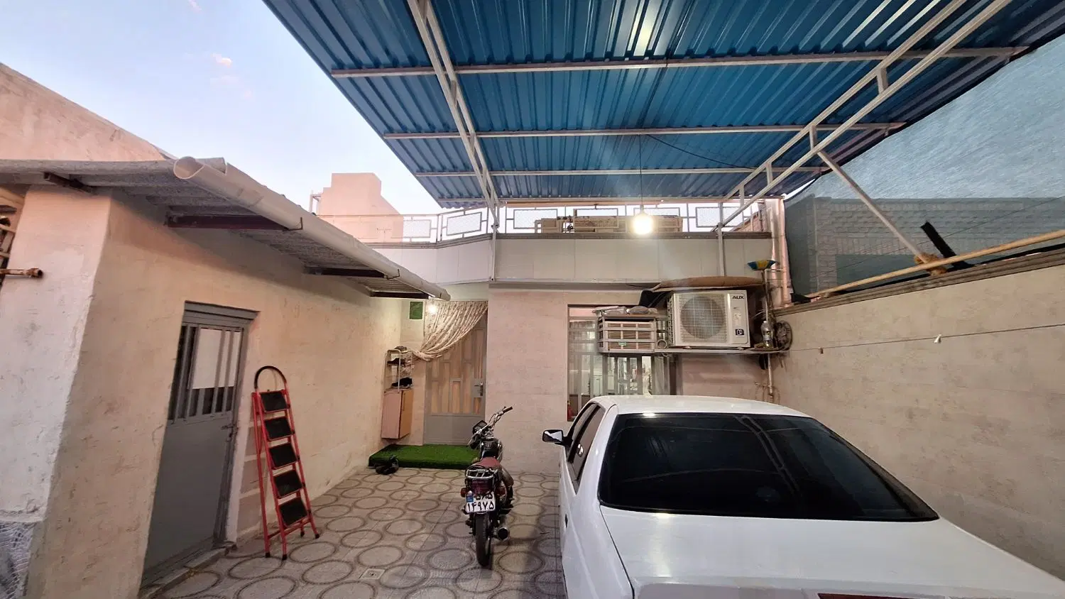 خانه ویلایی بازسازی شده