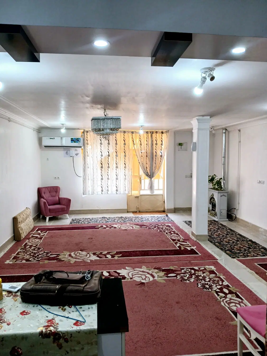 خونه طبقه اول ویلایی