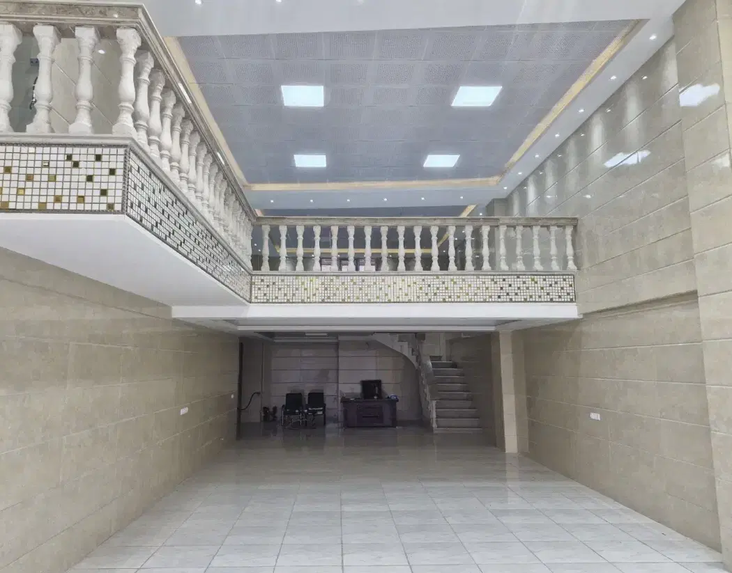 ۲۵۰۰ متر زمین ۴۰۰ متر مغازه قبل شهرک صنعتی زاگروس