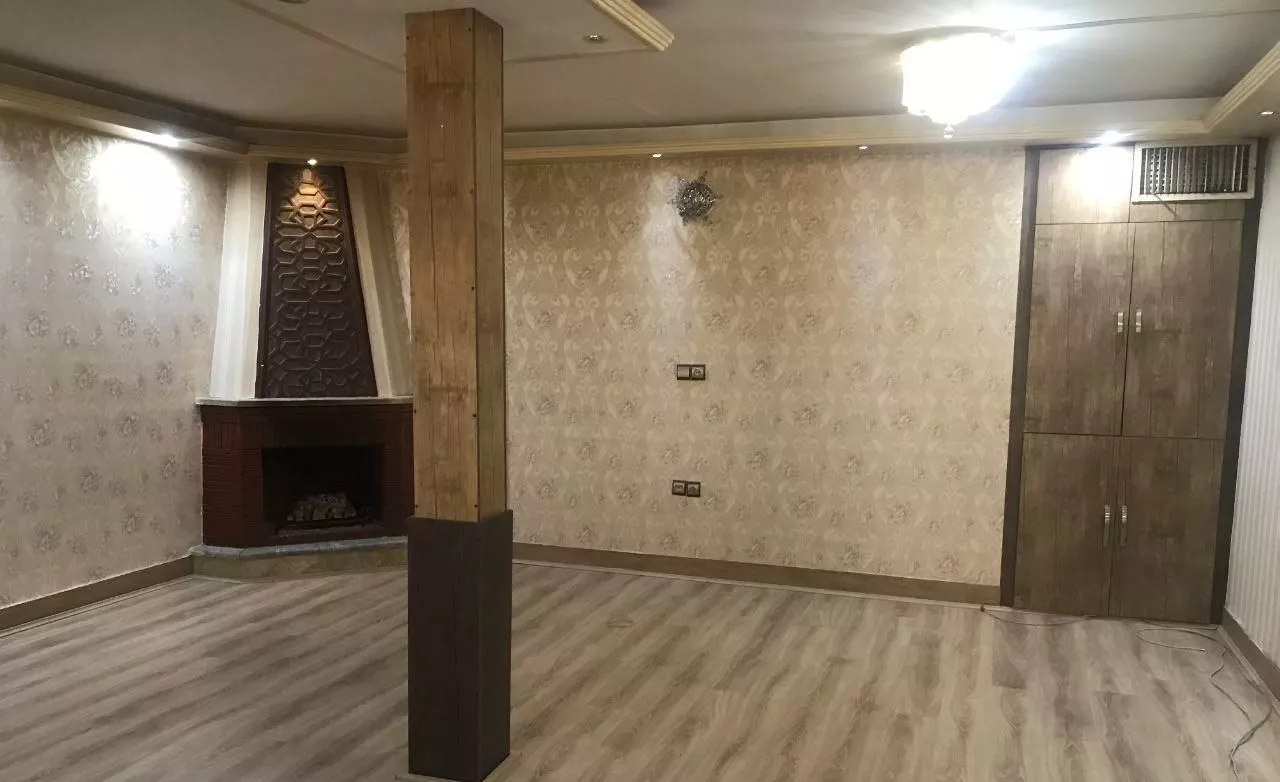 فروش خانه ویلایی با سه واحد مجزا