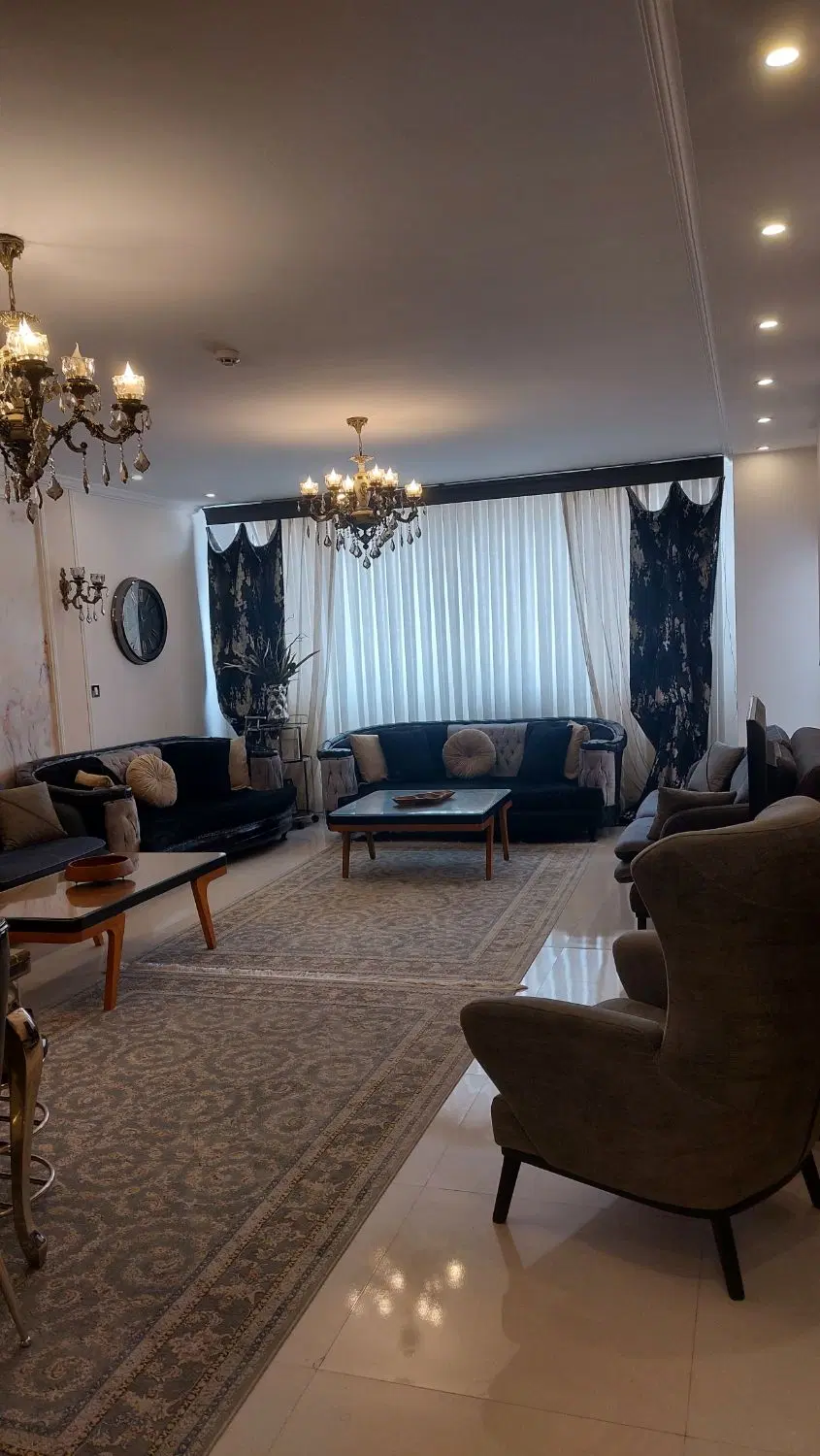 ۱۱۰ متر آپارتمان _ لادن _ دوخواب