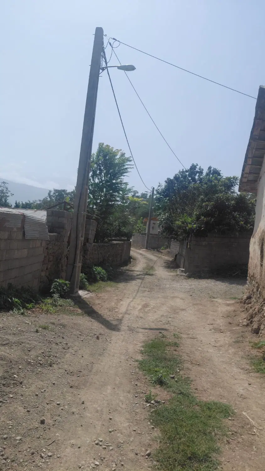 ۶۹۷ متر زمین جاده کلاردشت روستای پردنگون