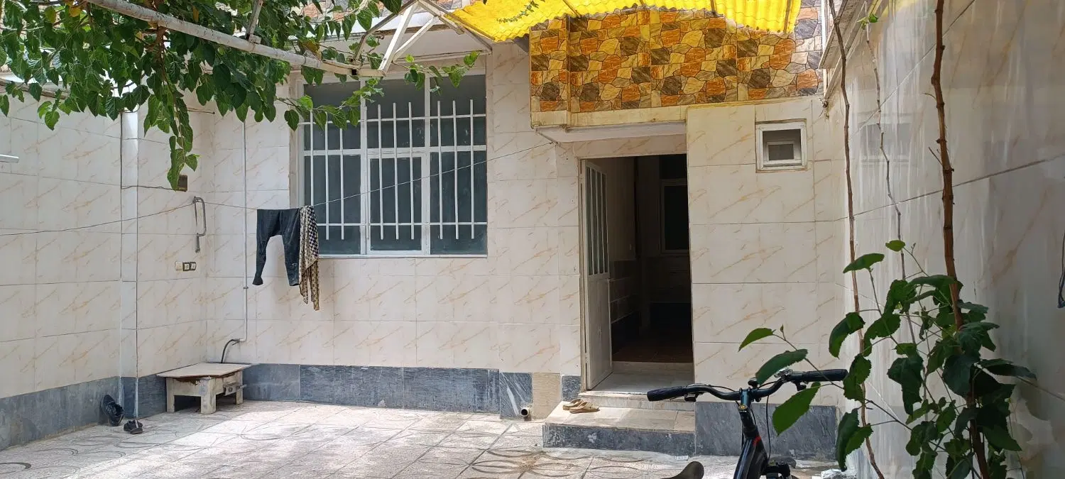خـانه ویـلایی ماشیـن‌رو
