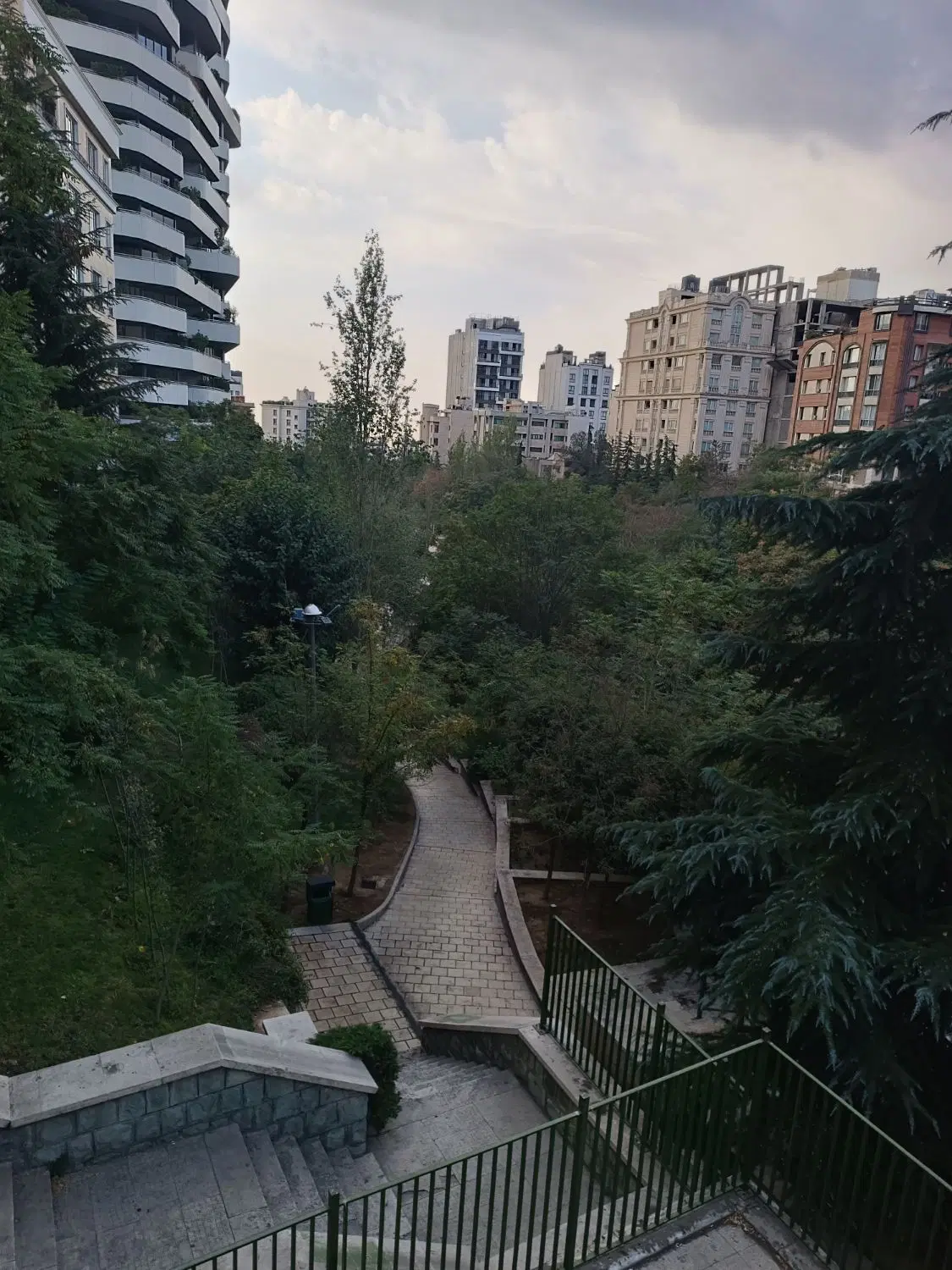همخونه