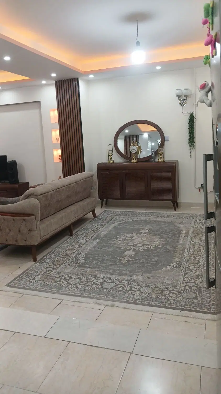 ۹۰ متر دوخوابه باز سازی شد