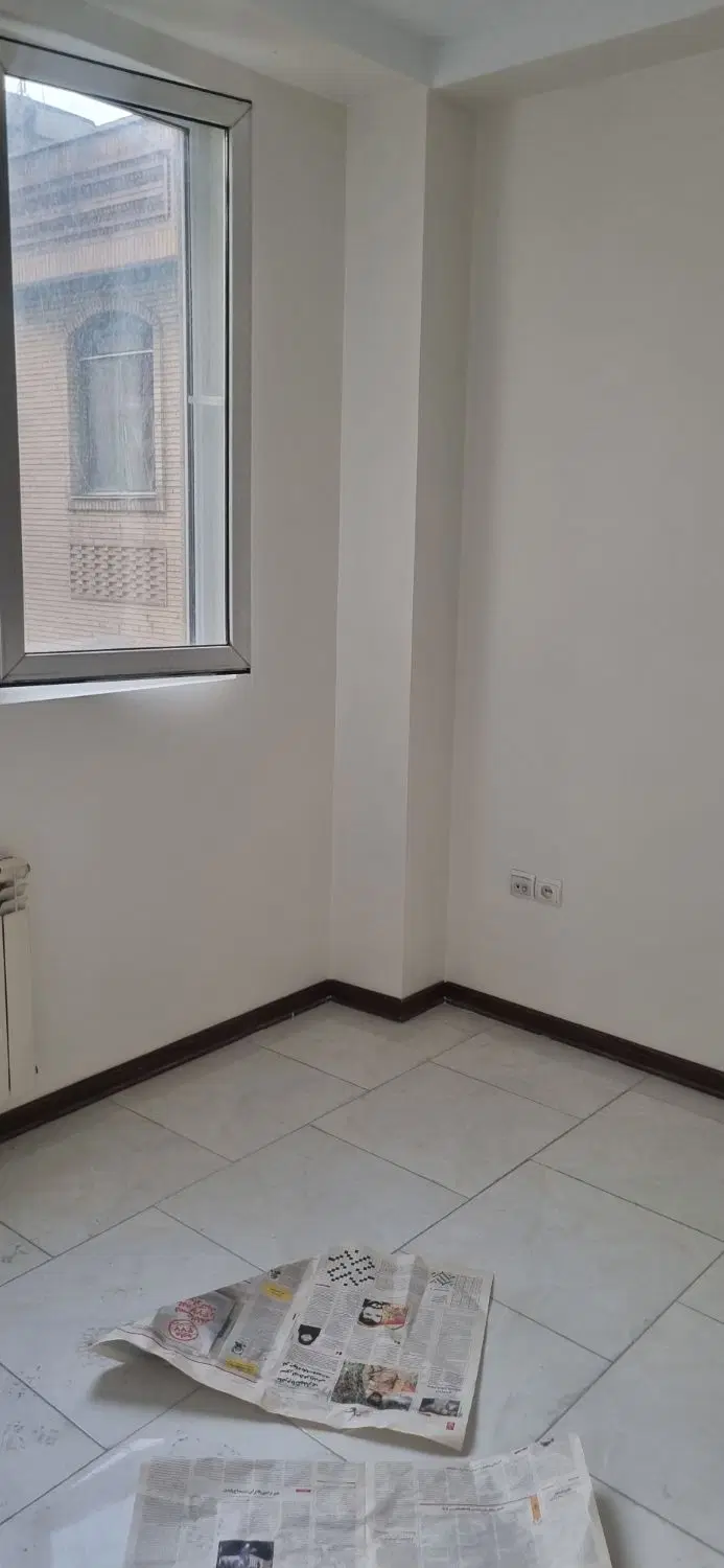 مدنی جنوبی کلنگی دویست متری با بر۸