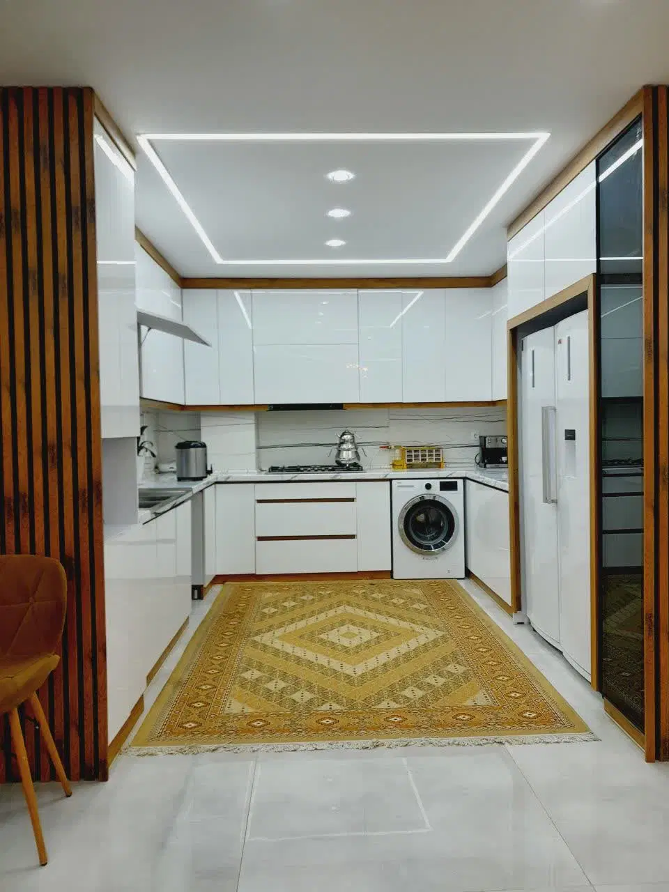 اپارتمان دو خوابه خیابان شهید احمدی