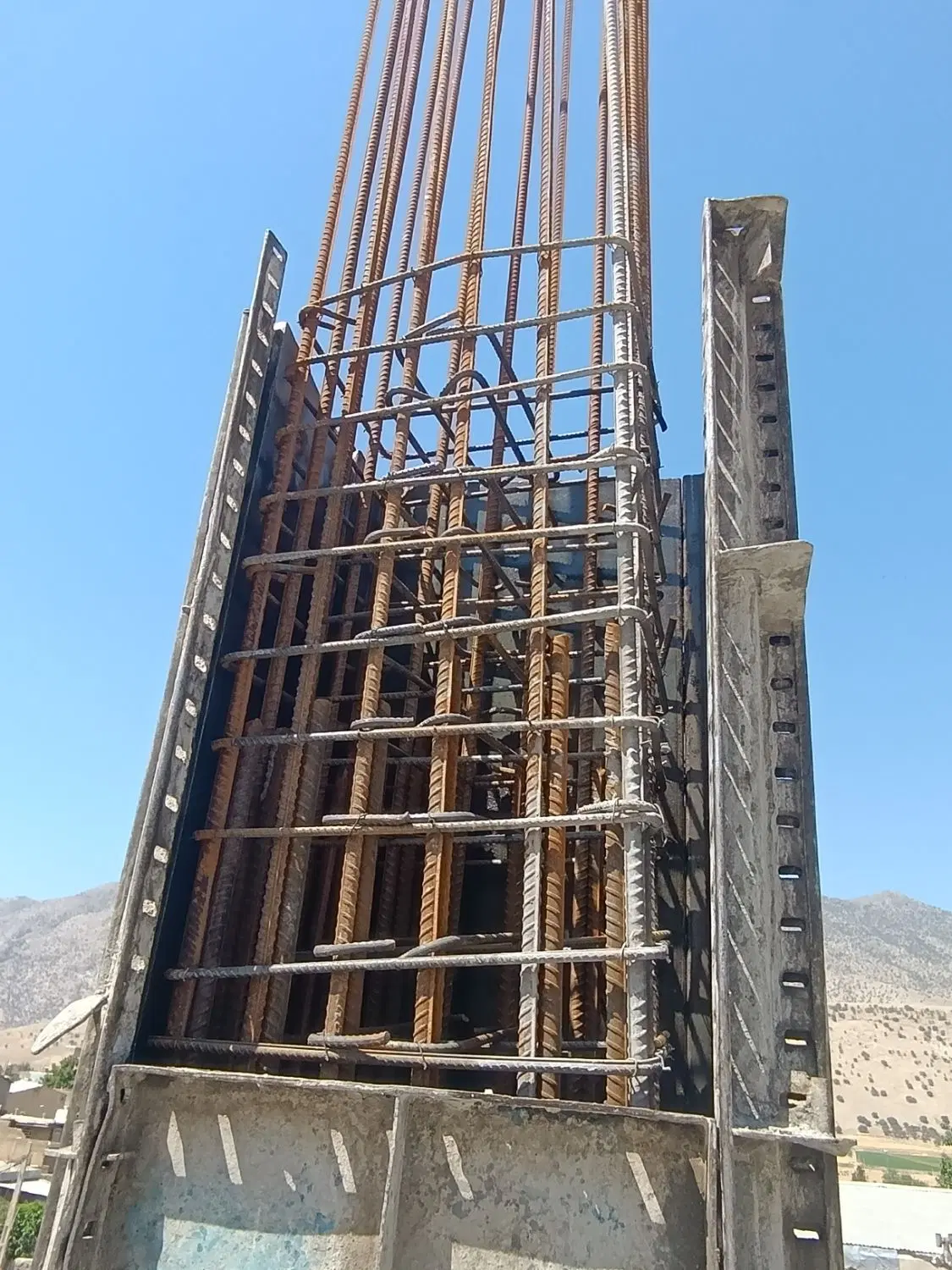 پیش‌فروش‌آپارتمان‌خیابان‌آبشار‌طلایی