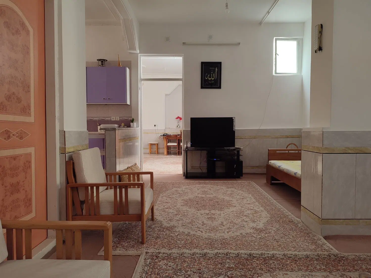 منزل همکف ۳۰۰ متری باغ فین