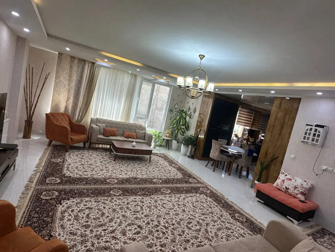 خانه ۲ طبقه