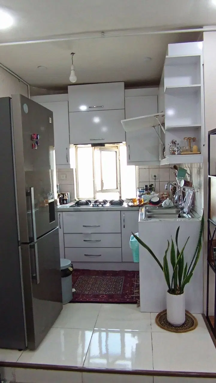 مجتمع خاوران ،جمهوری ۱۴ یه خواب گاز کشی طبقه۳