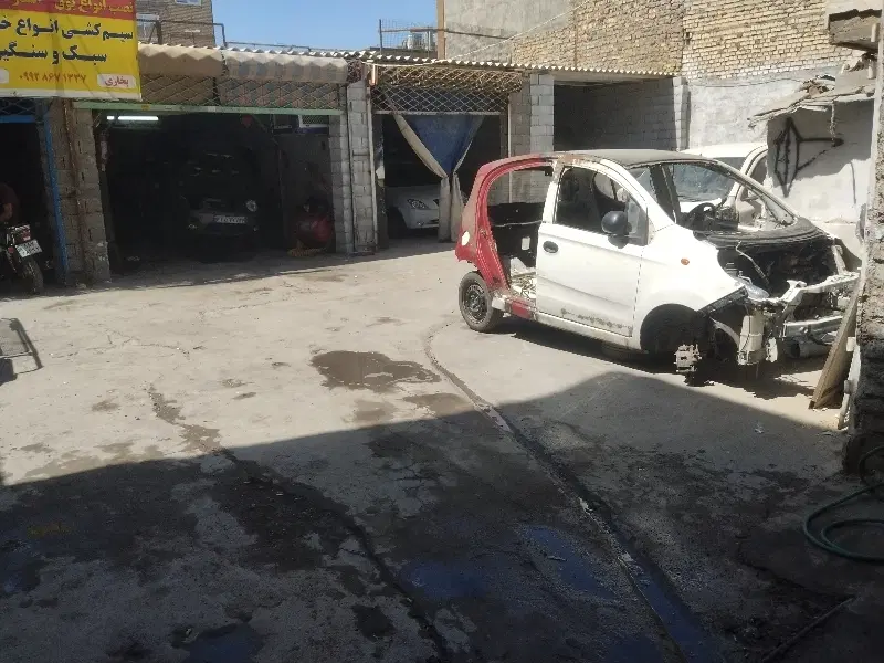 رهن و اجاره غرفه برای نقاشی و جلوبندی