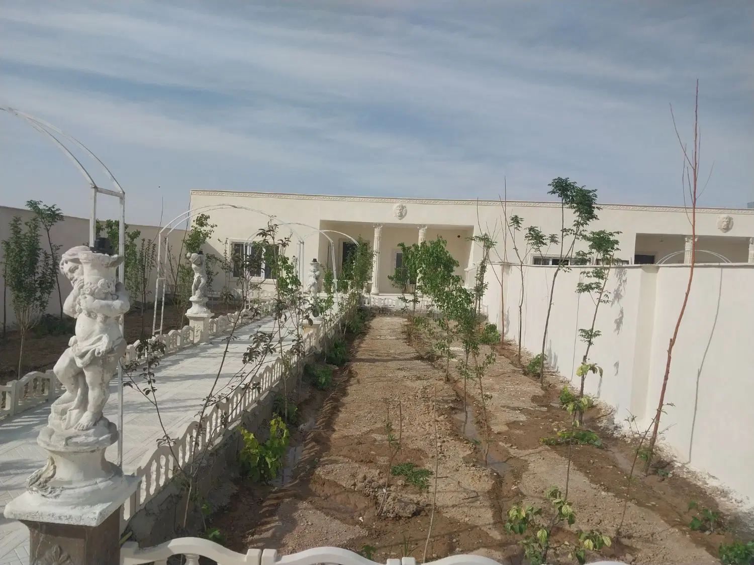 باغ ویلا قیمت مناسب معین اباد