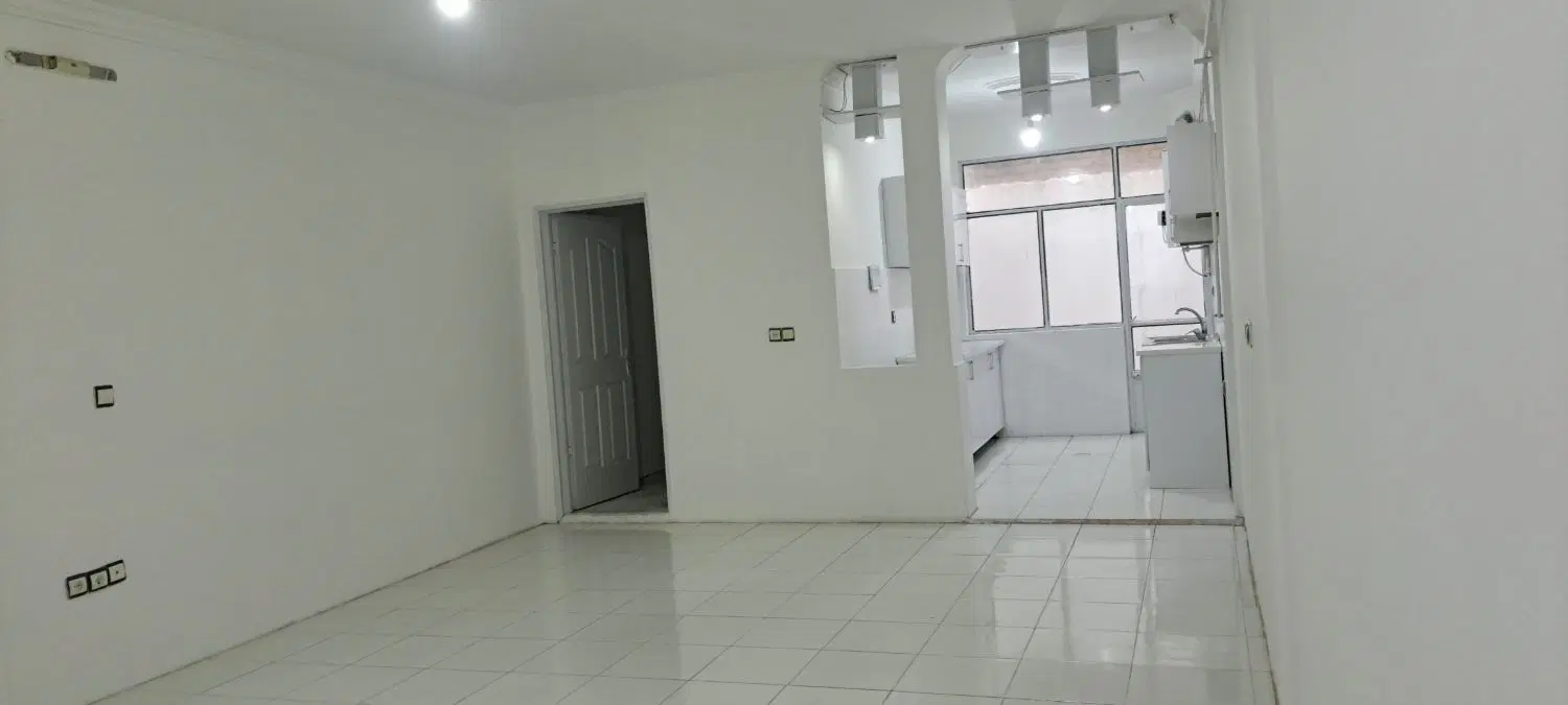 آپارتمان همکف ابوطالب ۴۹ امتیازات مستقل وکالتی