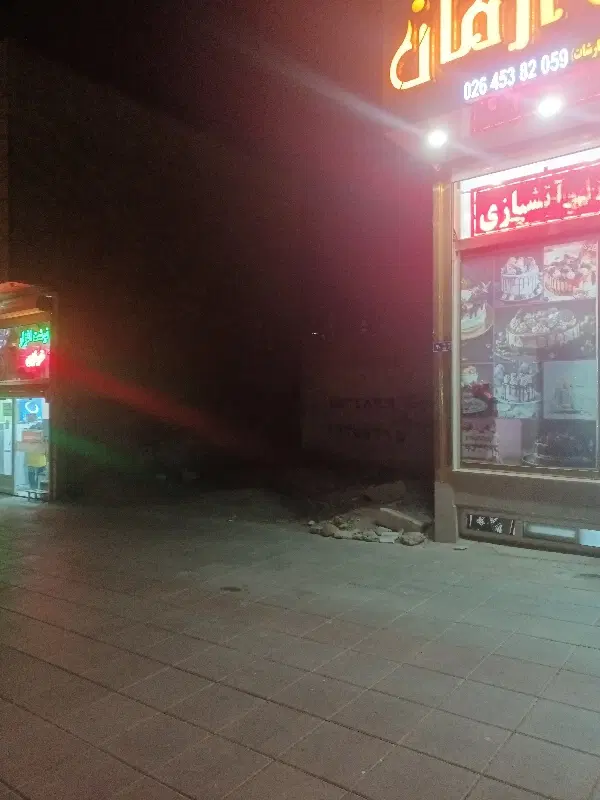 زمین تجاری بهترین جای ازادگان