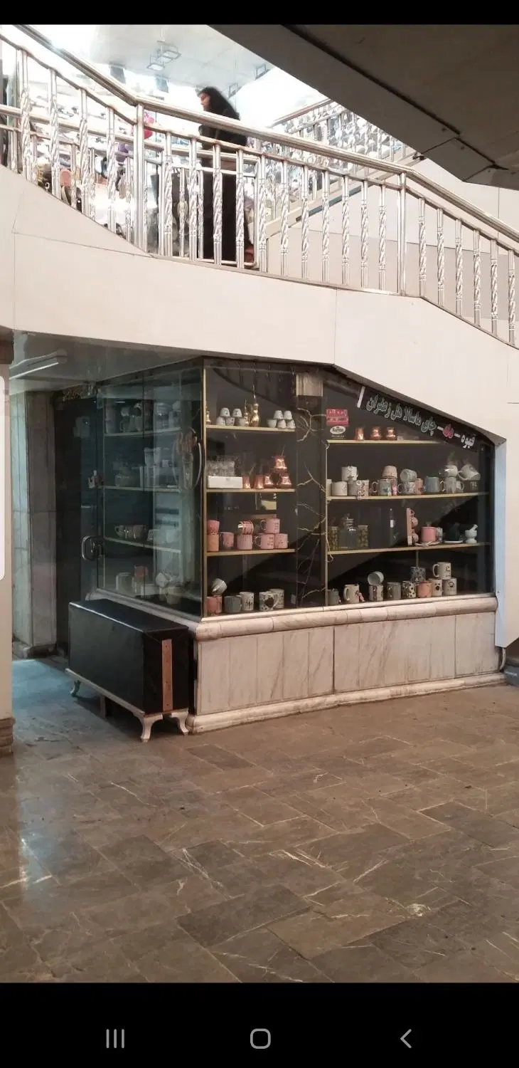 رهن و اجاره مغازه ۶ متری، سر دو نبش بازار مرکزی
