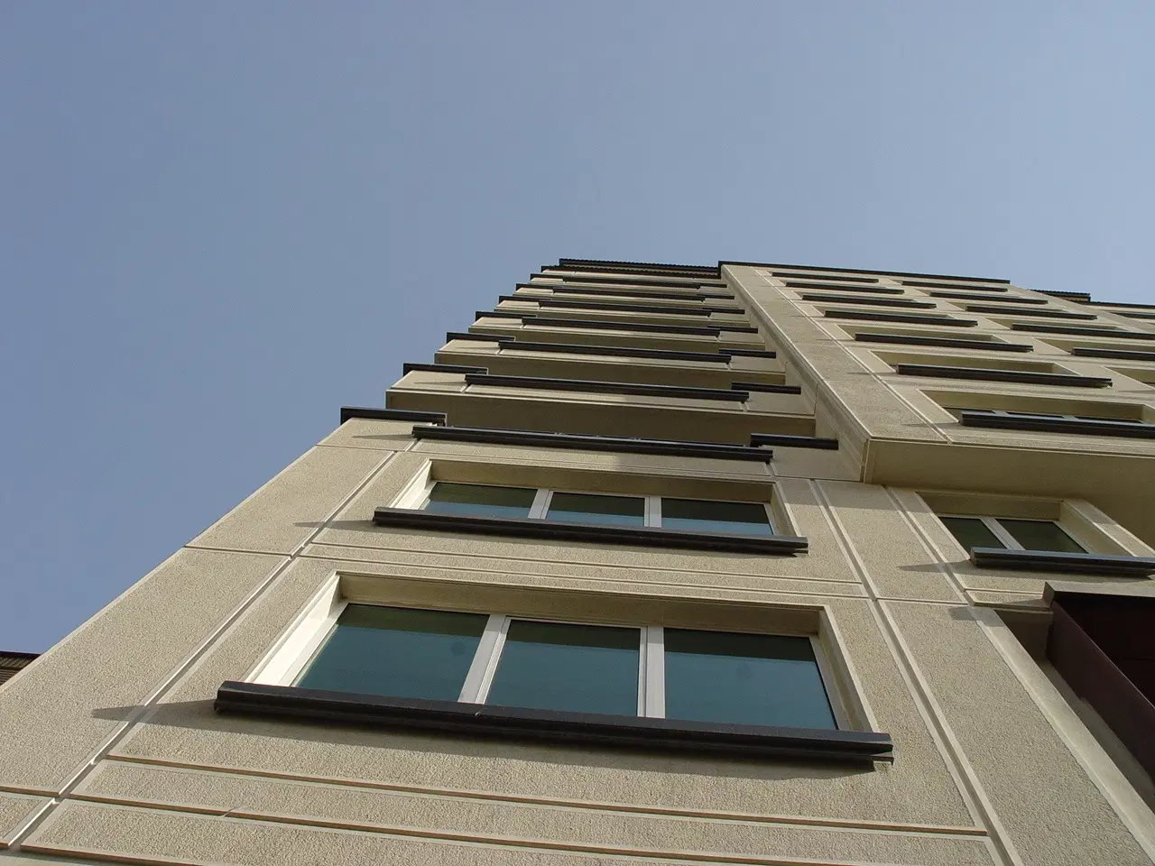 ۱۰۰ متر سند اداری با ۲ پارکینگ در الهیه