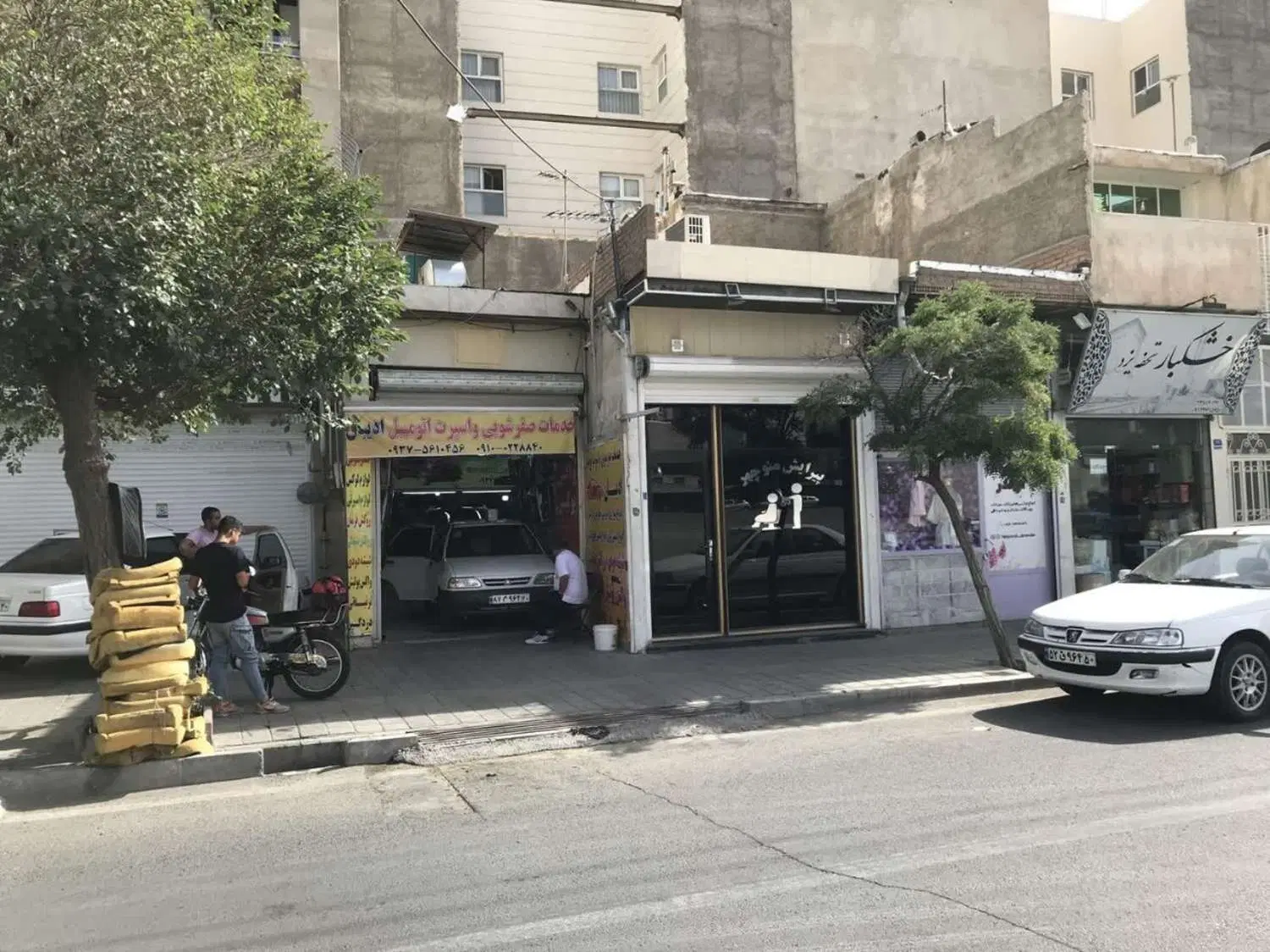 مغازه ۶۵ متری در وردآورد