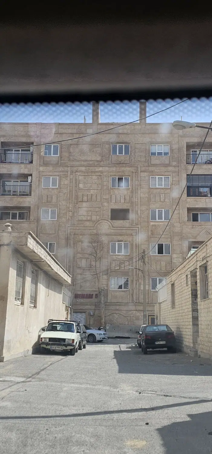 آپارتمان نوساز ۱۱۵ متری کلید نخورده