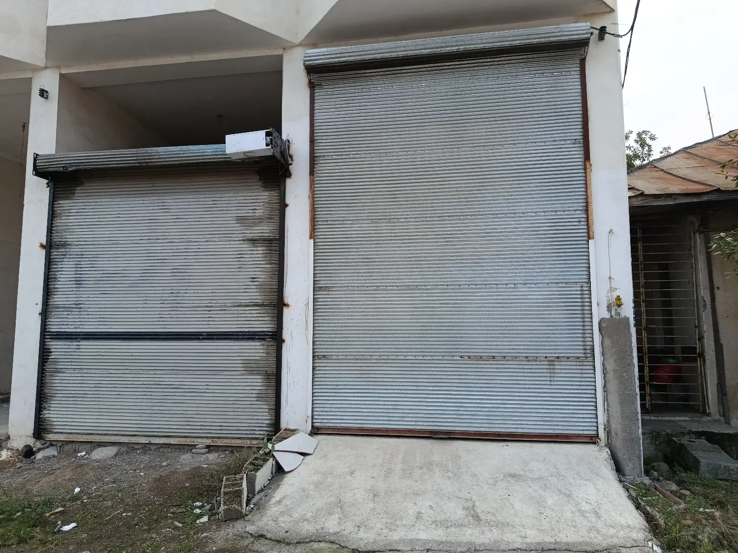 فروش مغازه در مرکز شهر حدود سی و پنج متری