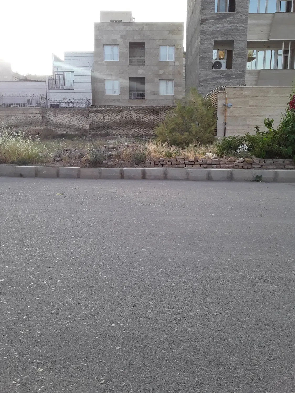 زمین ۱۶۲متری بابحر۹ متر پشت شهر بازی