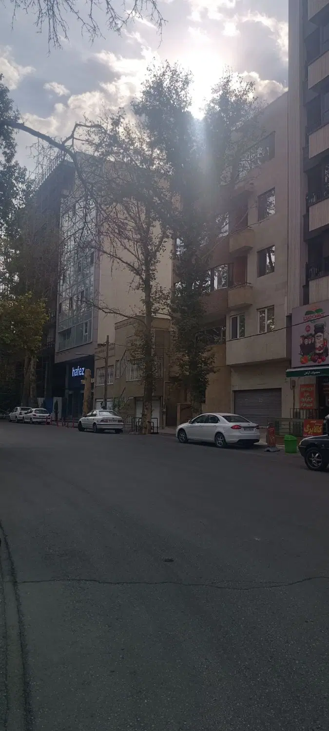نیاوران دوم(جهانشهر)۵۲۰متر_۲کله_کاربری مجهز شهری