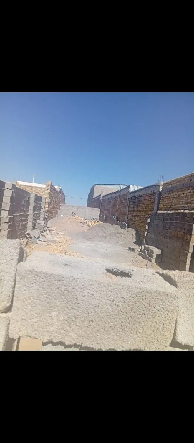 ملک نیمه ساز