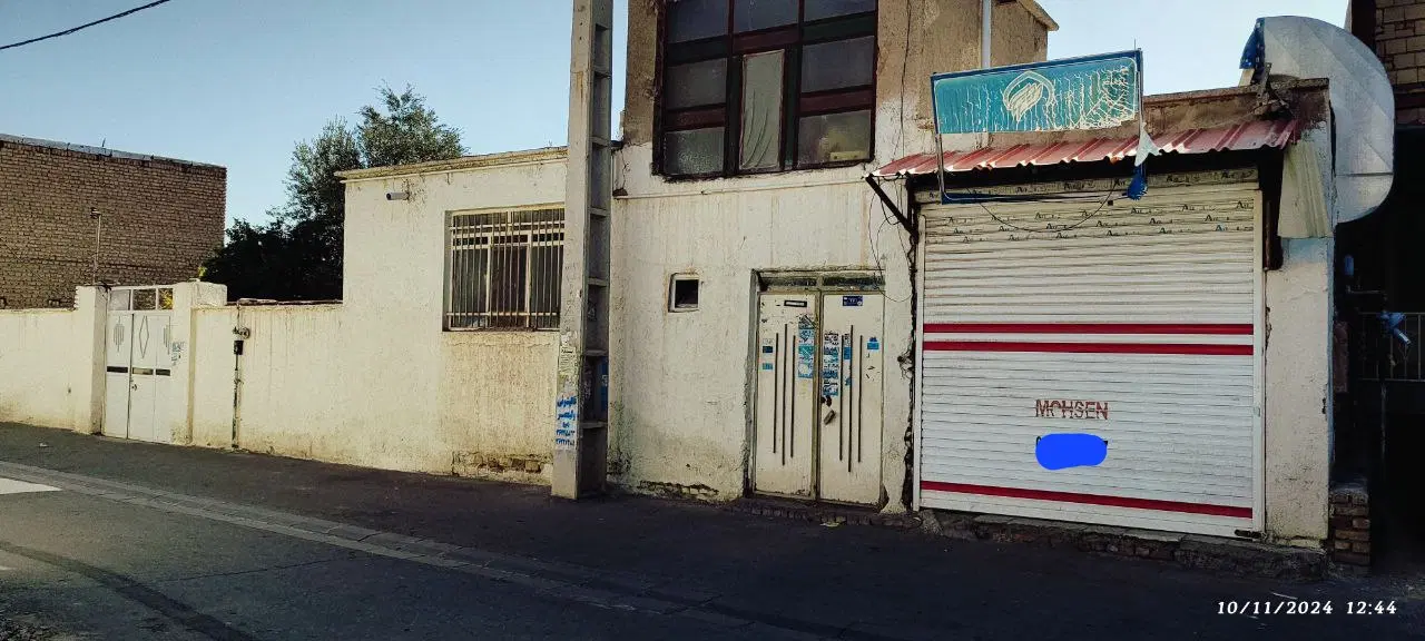 خانه باغ داخل بافت دارای تمامی امتیازات