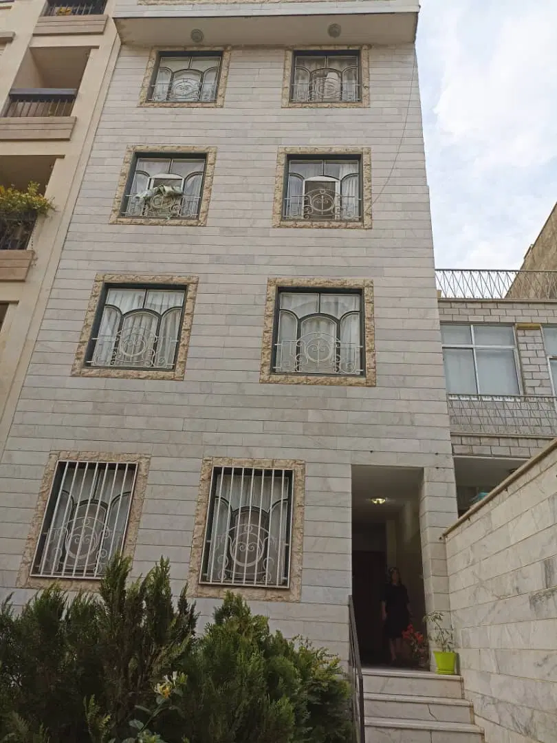 ۴۶متری انباری طبقه دوم،حسینی
