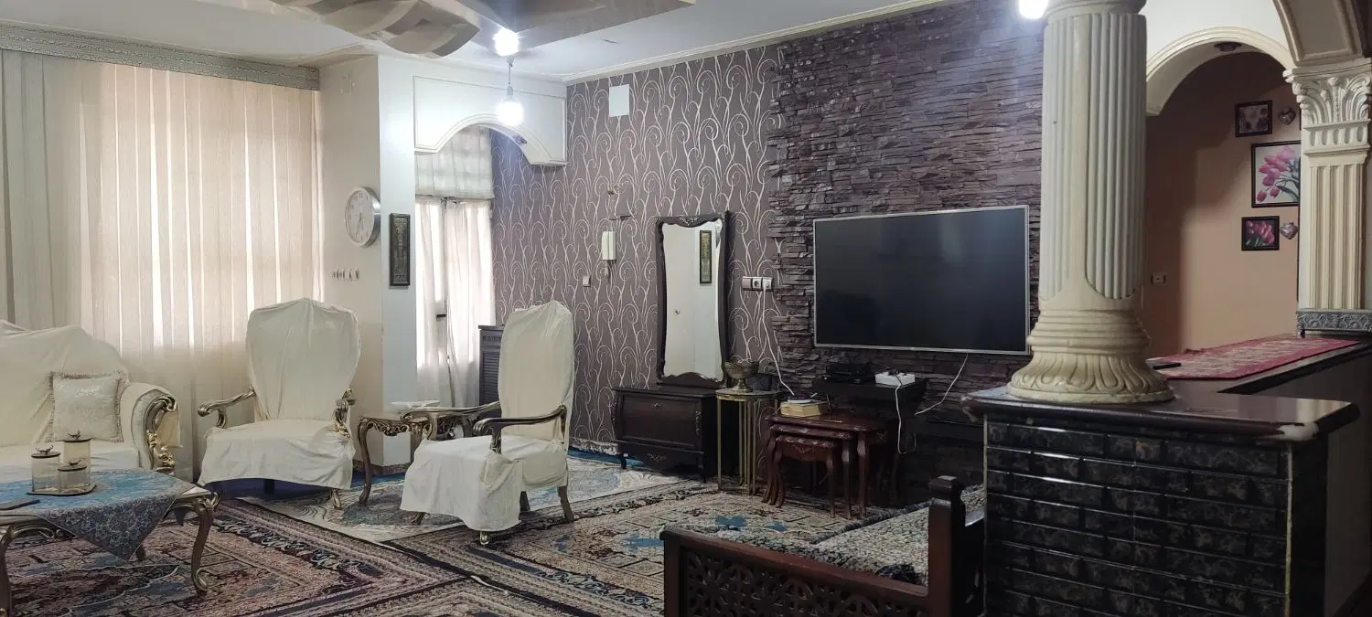 فروش خونه ویلایی صادقیه یا تهاتر با آپارتمان