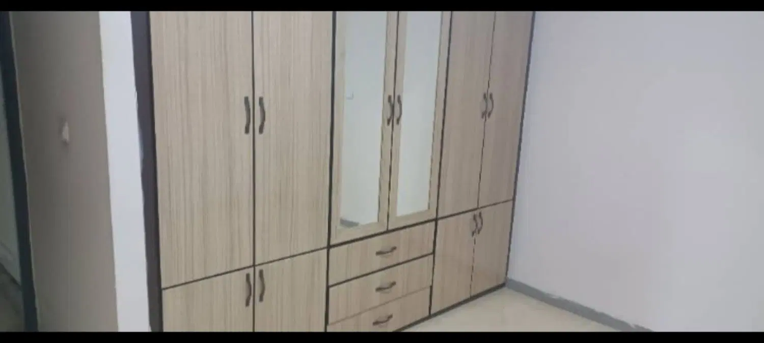 فروش واحد۸۰متری نامدنانان