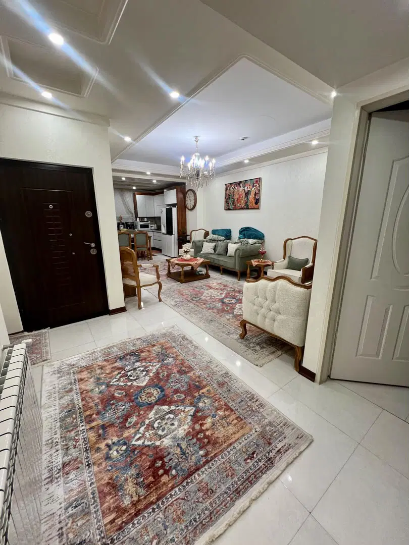 ۷۷ متر نوساز __ سالن پرده‌خور __ مهندسی ساز