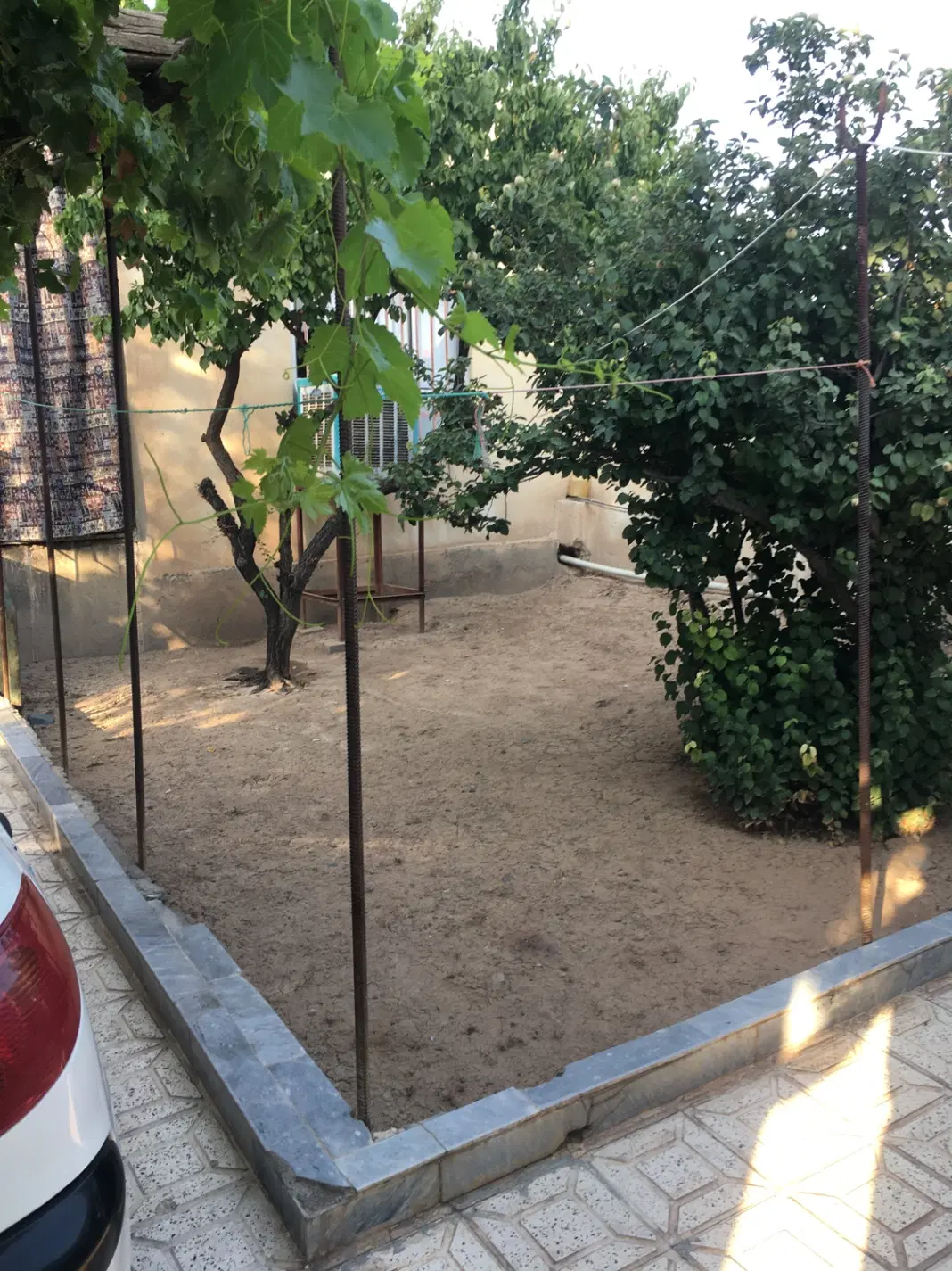 خانه ویلایی ۳۰۰ متر