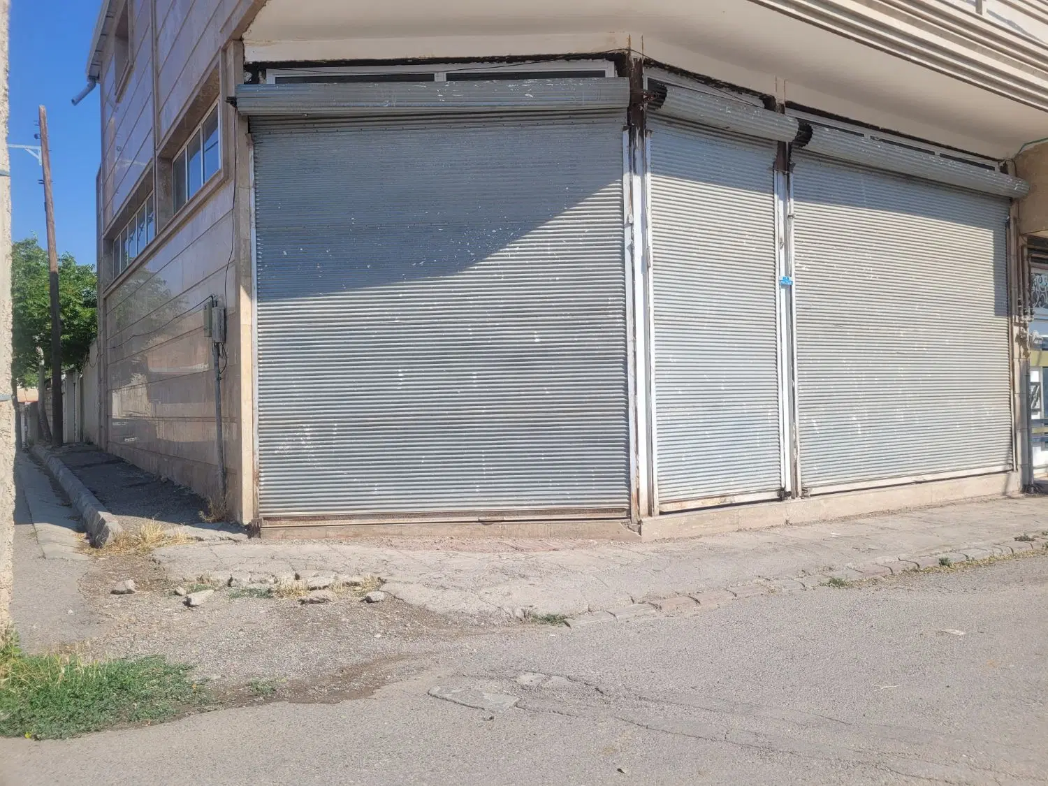 اجاره مغازه ۱۰۰متری در آرپادرسی