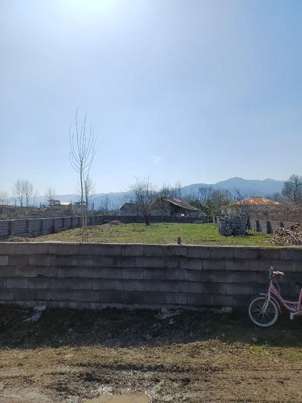 زمین مسکونی ۷۷۱ متر سند تک برگ و کاربری مسکونی