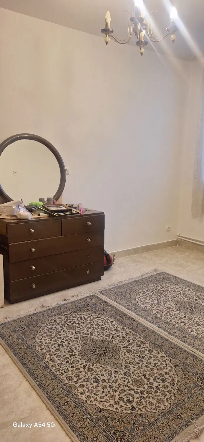 ۹۵متری _ دوخواب _ فول امکانات _ میدان ولی عصر