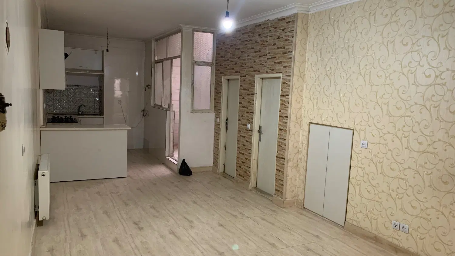 ۵۵متر آپارتمان با پارکینگ و انباری ۱۲ فروردین