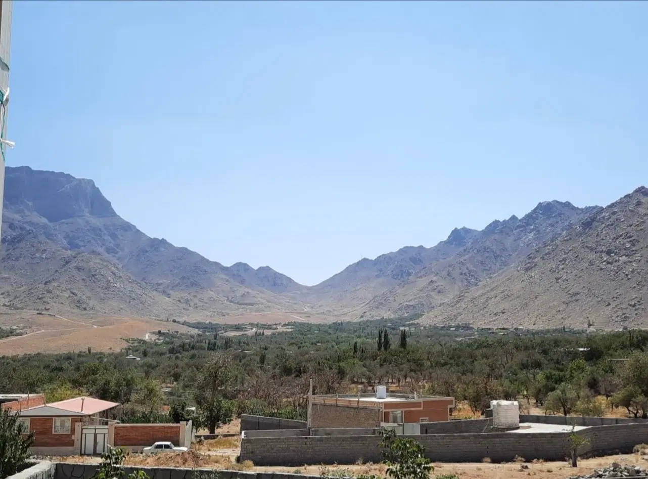 فروش زمین ۵۵۰ متر مربع در منشاد یزد