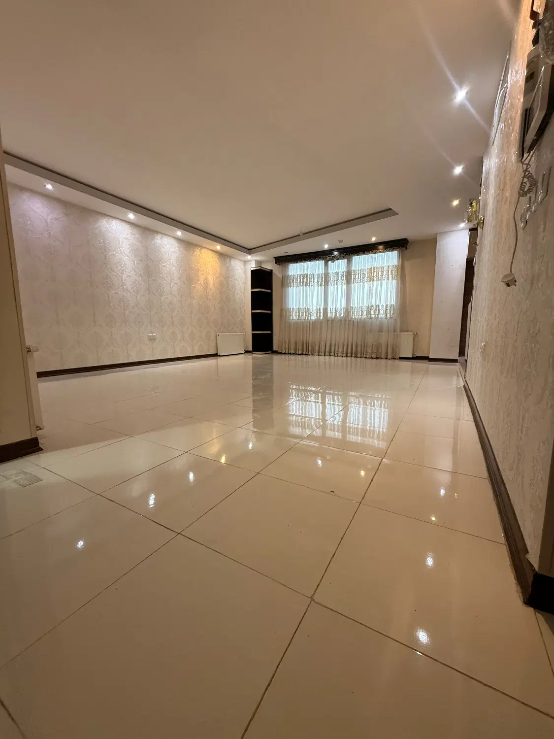 اجاره اپارتمان فارابی فول امکانات