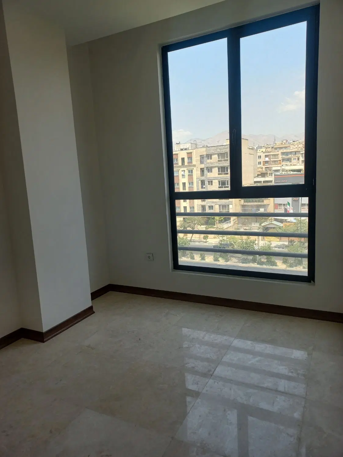 ۶۳ متر  یک خواب ، شمال ستارخان