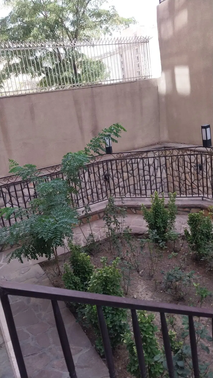 ویلایی بلوارجمهوری.