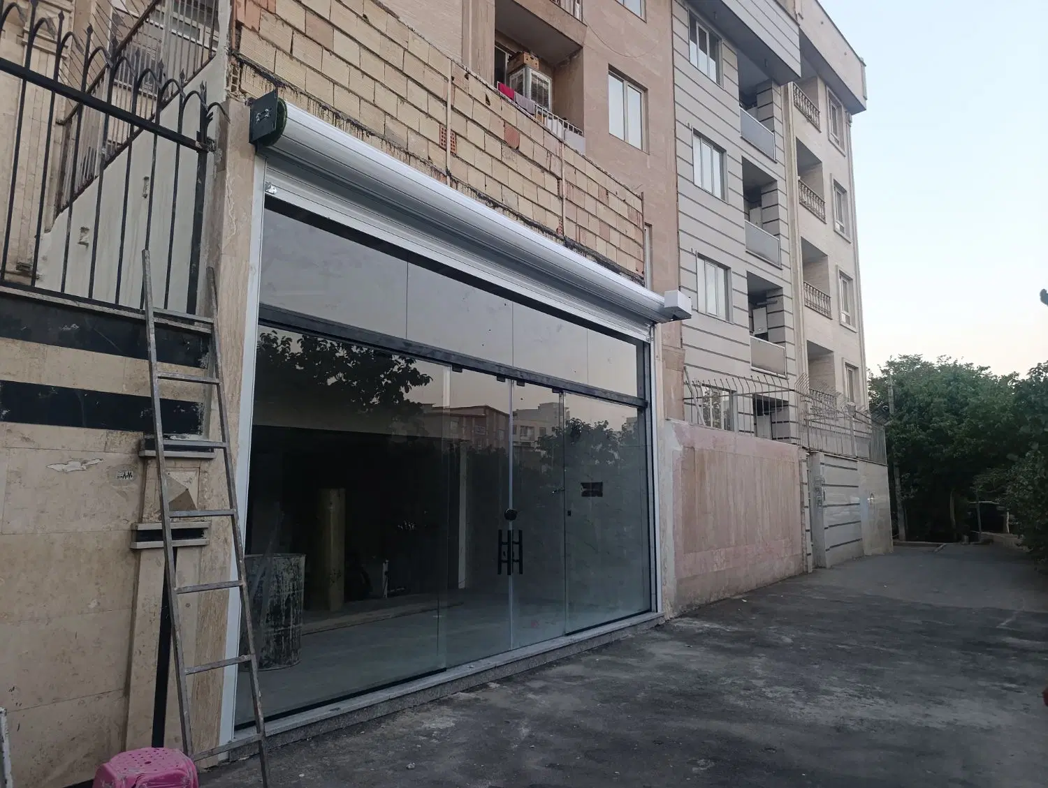 مفازه بر خیابان