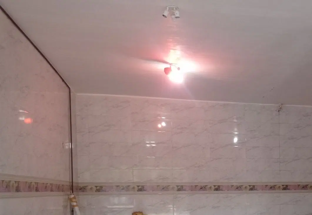 یک باب مغازه 100 متری