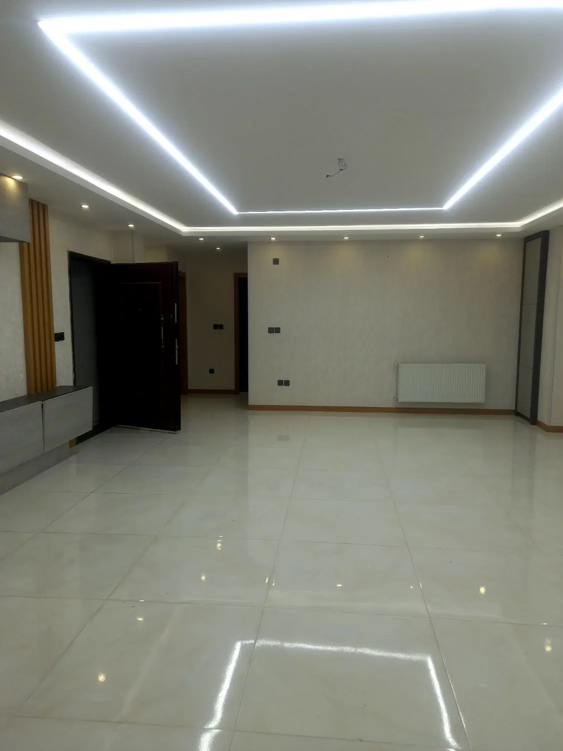 آپارتمان صفر فول امکانات  لوکیشن خوب